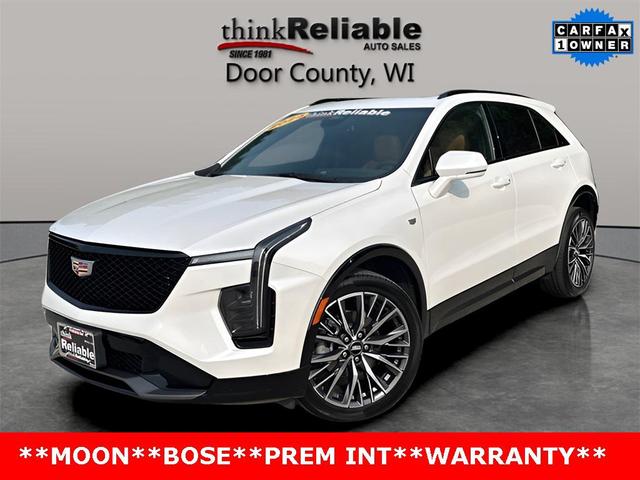 Photo of 2024 Crystal White Tricoat Cadillac XT4