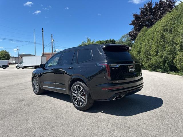 Photo of 2023 Stellar Black Metallic Cadillac XT6