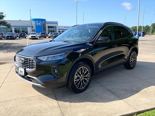 Photo of 2023 Black Metallic Ford Escape PHEV