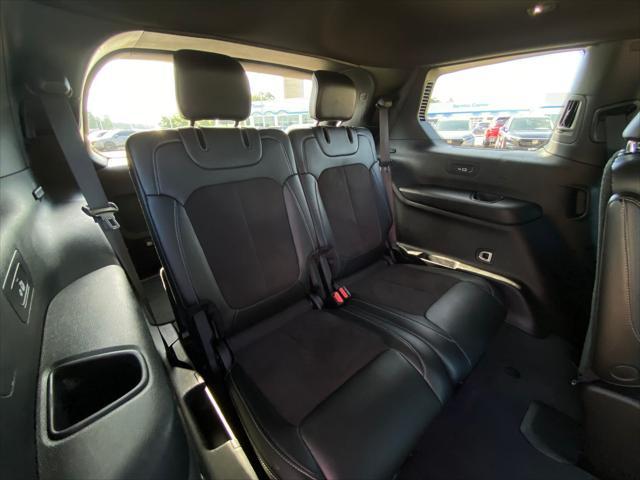 Photo of 2023 Velvet Red Pearlcoat Jeep Grand Cherokee L
