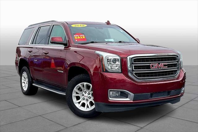 Photo of 2019 Red GMC Yukon