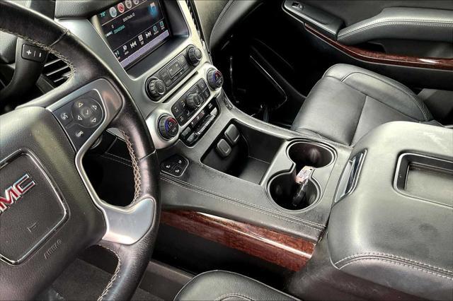 Photo of 2019 Red GMC Yukon