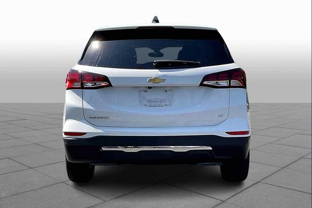 Photo of 2024 White Chevrolet Equinox