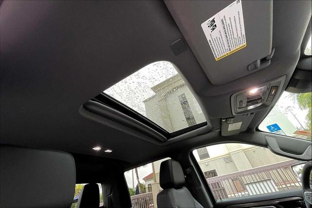 Photo of 2022 Black Chevrolet Silverado 1500