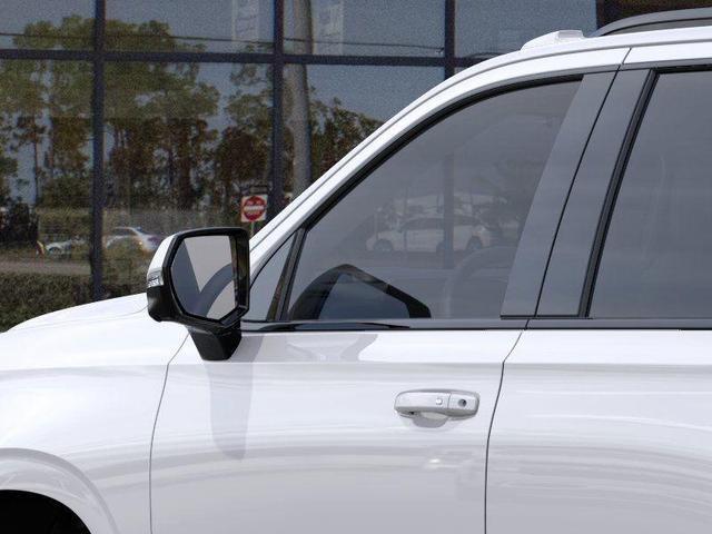 Photo of 2025 White Chevrolet Tahoe