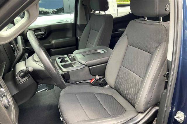 Photo of 2022 Blue Chevrolet Silverado 1500