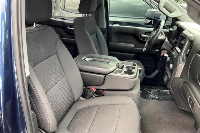 Photo of 2022 Blue Chevrolet Silverado 1500