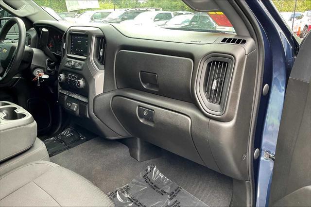 Photo of 2022 Blue Chevrolet Silverado 1500