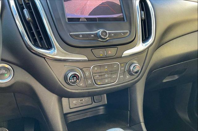 Photo of 2023 White Chevrolet Equinox