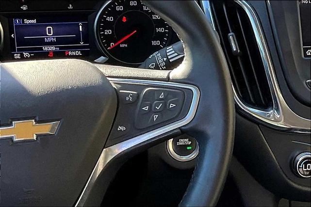Photo of 2023 White Chevrolet Equinox