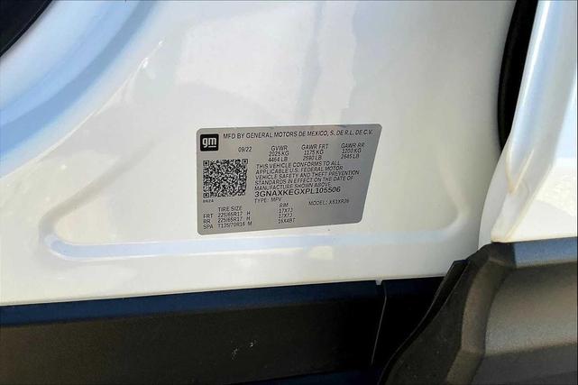 Photo of 2023 White Chevrolet Equinox