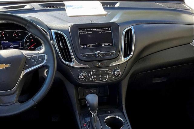 Photo of 2023 White Chevrolet Equinox