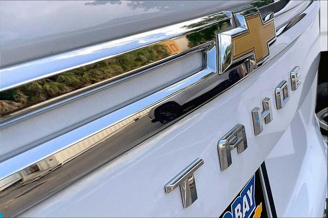 Photo of 2022 White Chevrolet Tahoe