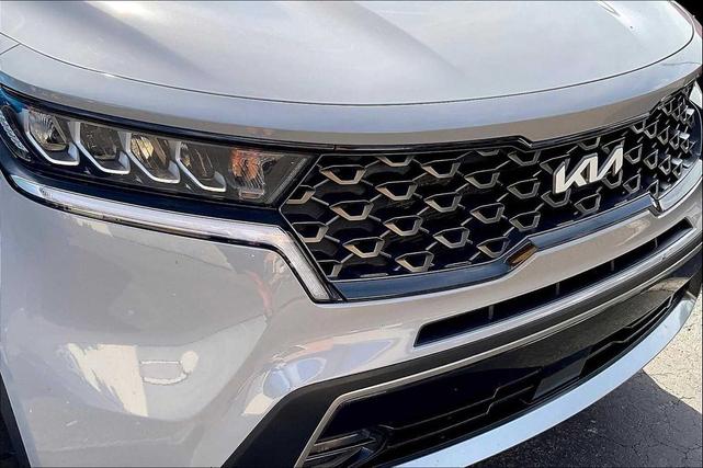 Photo of 2022 Gray Kia Sorento