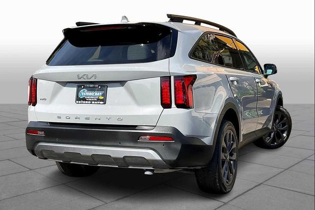 Photo of 2022 Gray Kia Sorento