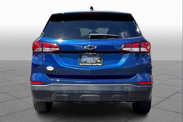 Photo of 2023 Blue Chevrolet Equinox