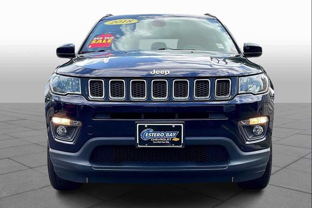 Photo of 2018 Blue Jeep Compass