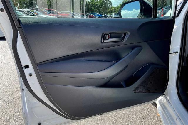 Photo of 2023 White Toyota Corolla