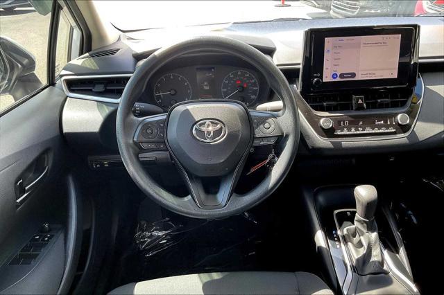 Photo of 2023 White Toyota Corolla