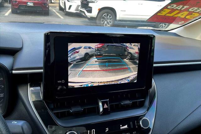 Photo of 2023 White Toyota Corolla