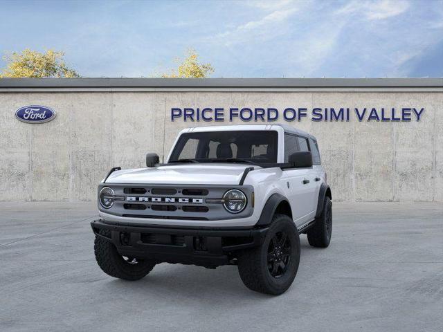 Photo of 2025 Oxford White Ford Bronco