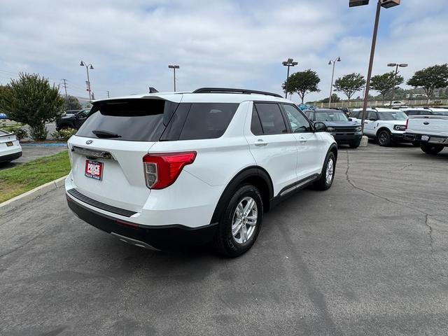 Photo of 2023 Oxford White Ford Explorer