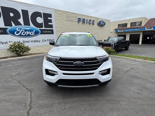 Photo of 2023 Oxford White Ford Explorer