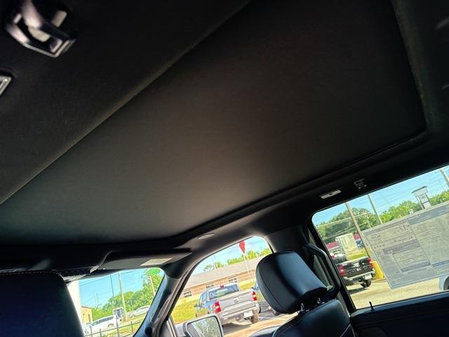 Photo of 2025 White Metallic Ford F-150