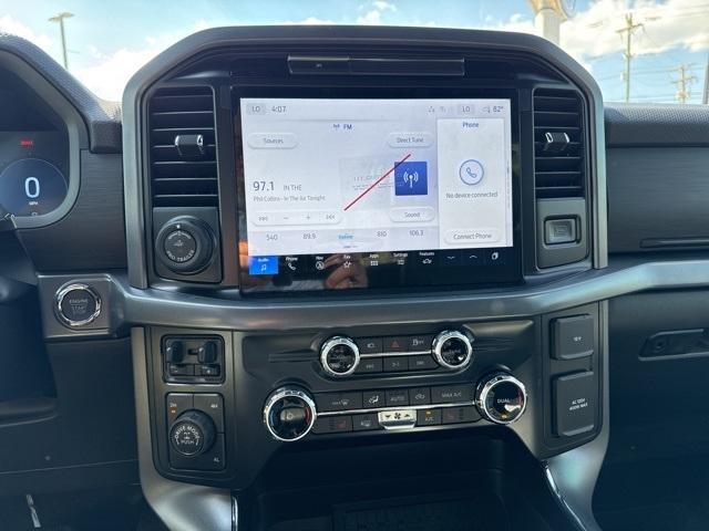 Photo of 2025 Gray Metallic Ford F-150