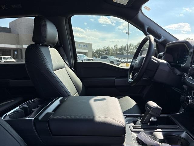 Photo of 2025 Gray Metallic Ford F-150