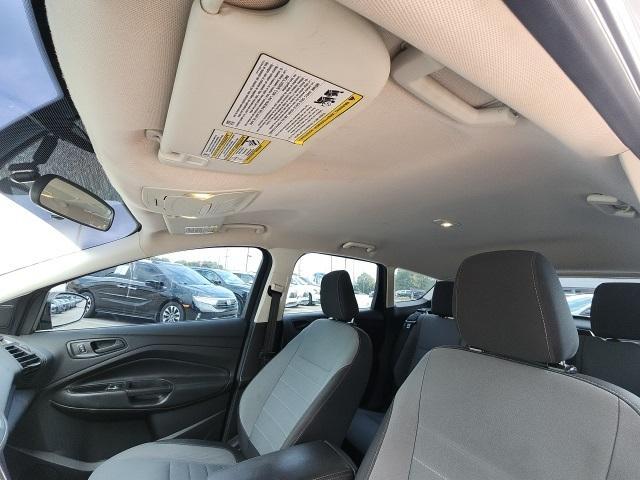 Photo of 2018 Blue Metallic Ford Escape