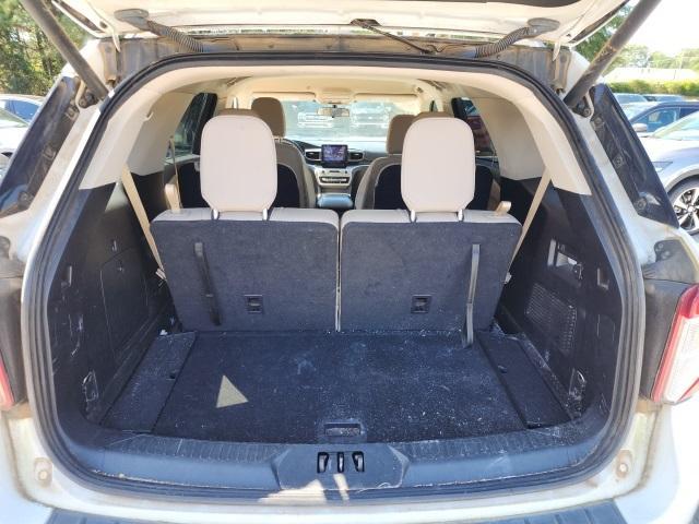 Photo of 2021 Oxford White Ford Explorer