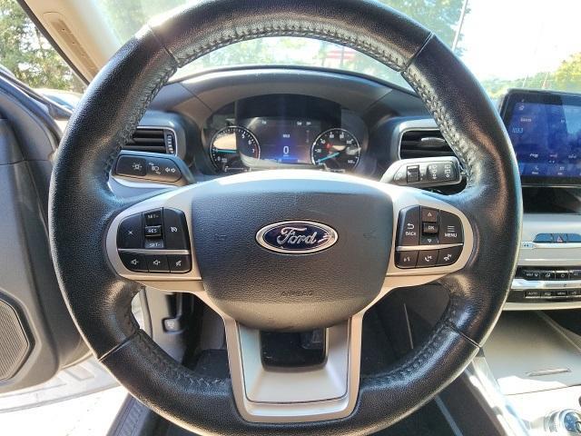 Photo of 2021 Oxford White Ford Explorer