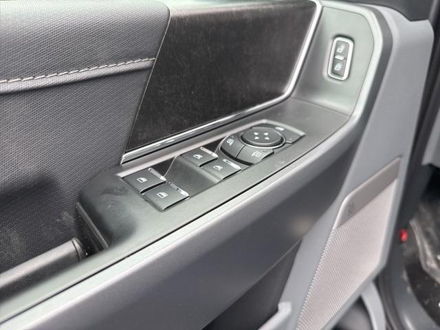 Photo of 2025 Gray Metallic Ford F-150 Lightning