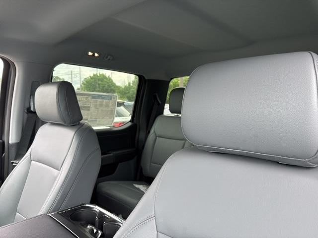 Photo of 2025 Gray Metallic Ford F-150 Lightning