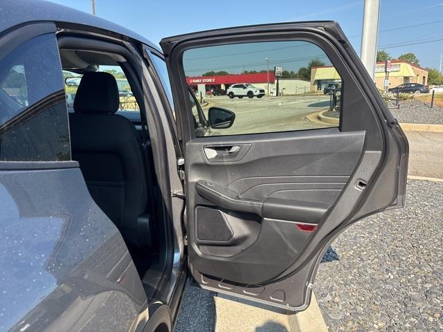 Photo of 2026 Gray Metallic Ford Escape