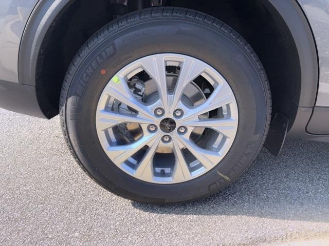 Photo of 2026 Gray Metallic Ford Escape