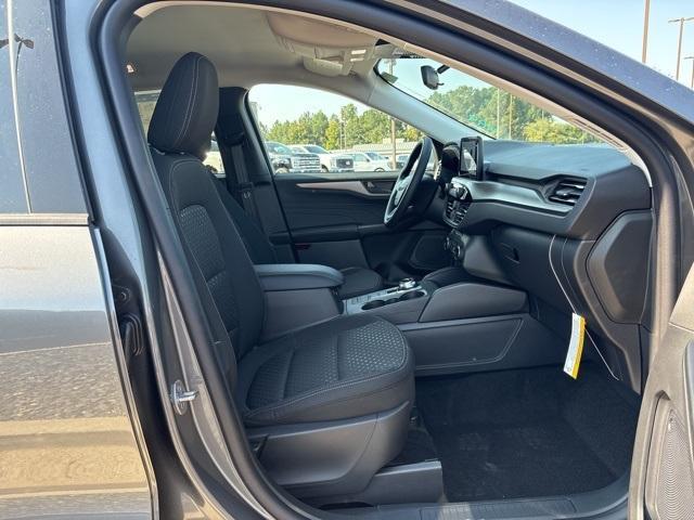 Photo of 2026 Gray Metallic Ford Escape
