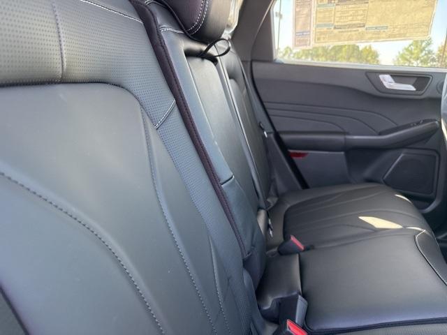 Photo of 2025 Black Metallic Ford Escape