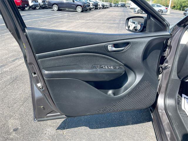 Photo of 2016 Granite Crystal Metallic Clearcoat Dodge Dart