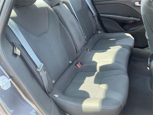 Photo of 2016 Granite Crystal Metallic Clearcoat Dodge Dart