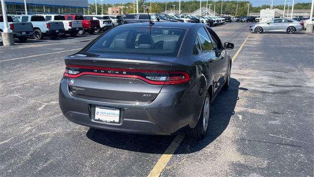 Photo of 2016 Granite Crystal Metallic Clearcoat Dodge Dart