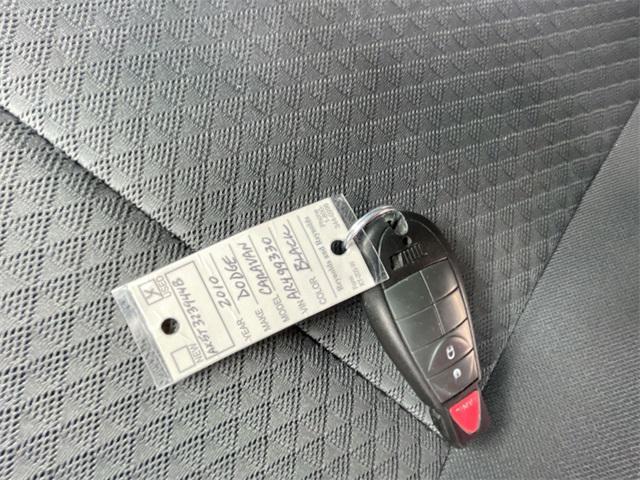 Photo of 2010 Blackberry Pearlcoat Dodge Grand Caravan