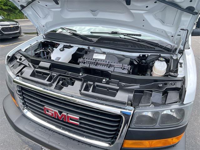 Photo of 2024 Summit White GMC Savana 2500