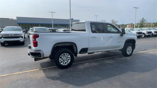 Photo of 2023 Summit White Chevrolet Silverado 2500