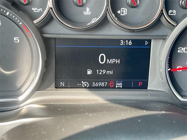 Photo of 2023 Summit White Chevrolet Silverado 2500