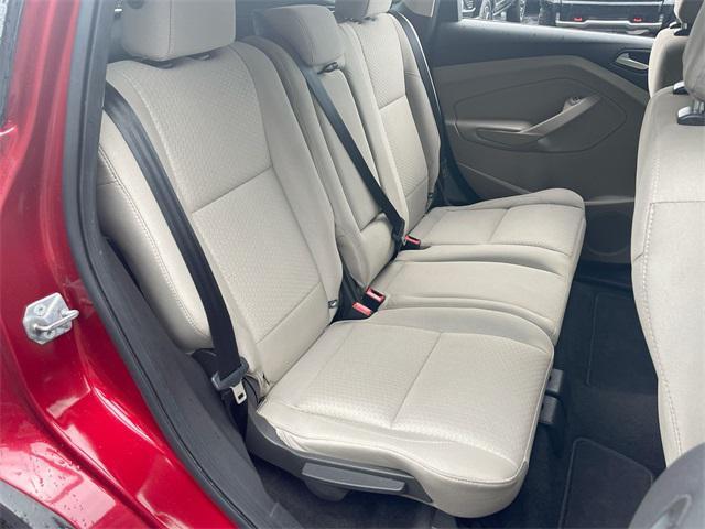 Photo of 2019 Ruby Red Metallic Tinted Clearcoat Ford Escape