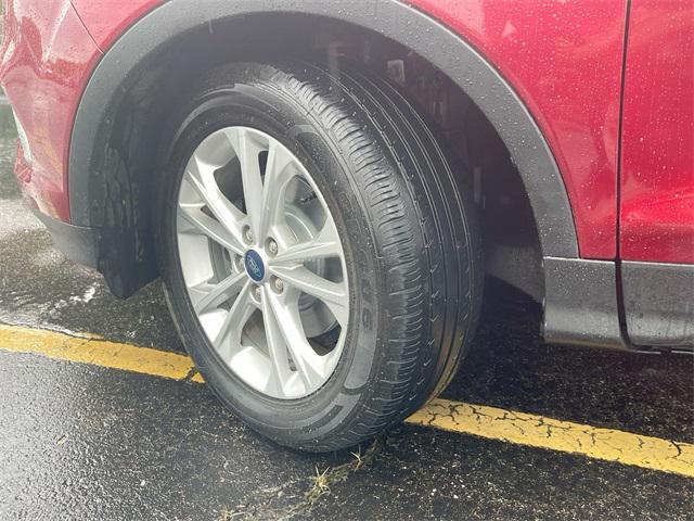 Photo of 2019 Ruby Red Metallic Tinted Clearcoat Ford Escape