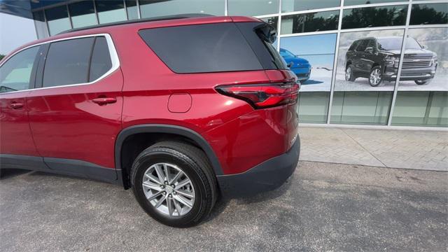 Photo of 2023 Radiant Red Tintcoat Chevrolet Traverse
