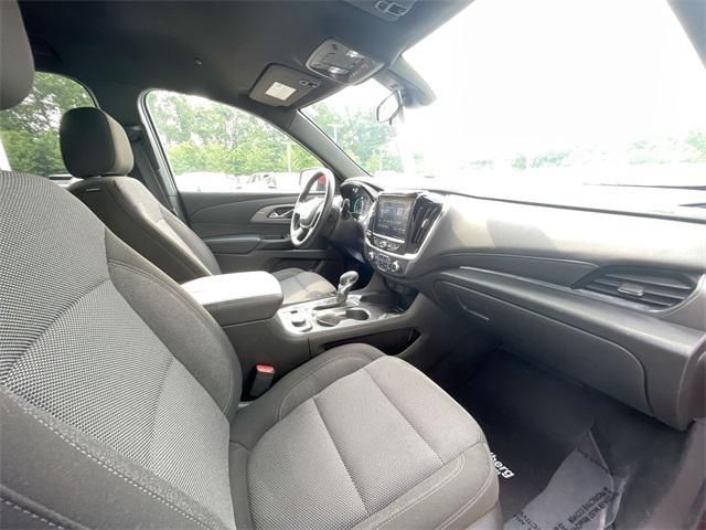 Photo of 2023 Radiant Red Tintcoat Chevrolet Traverse